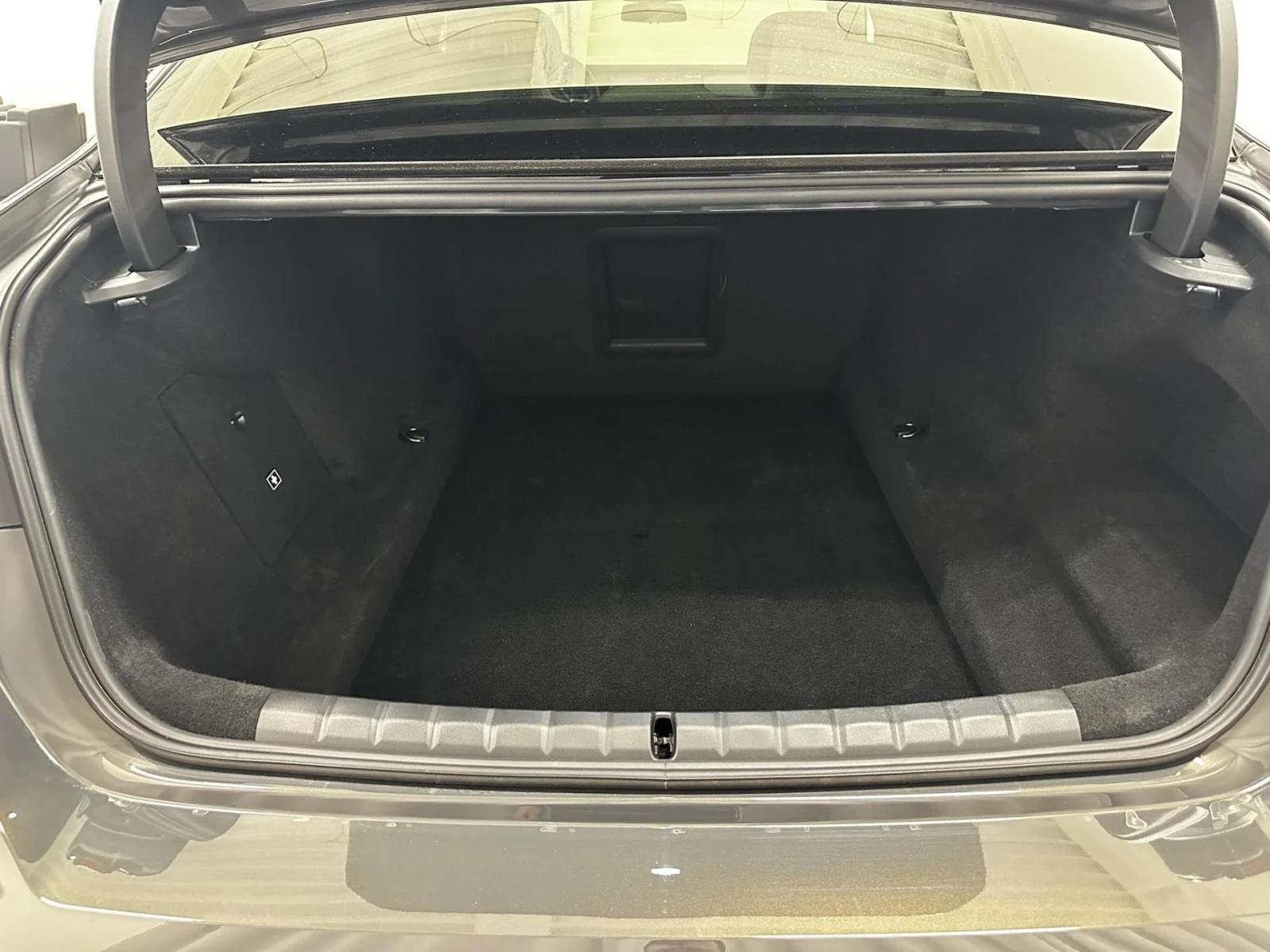 BMW 760 M-Sport xDrive - изображение 10