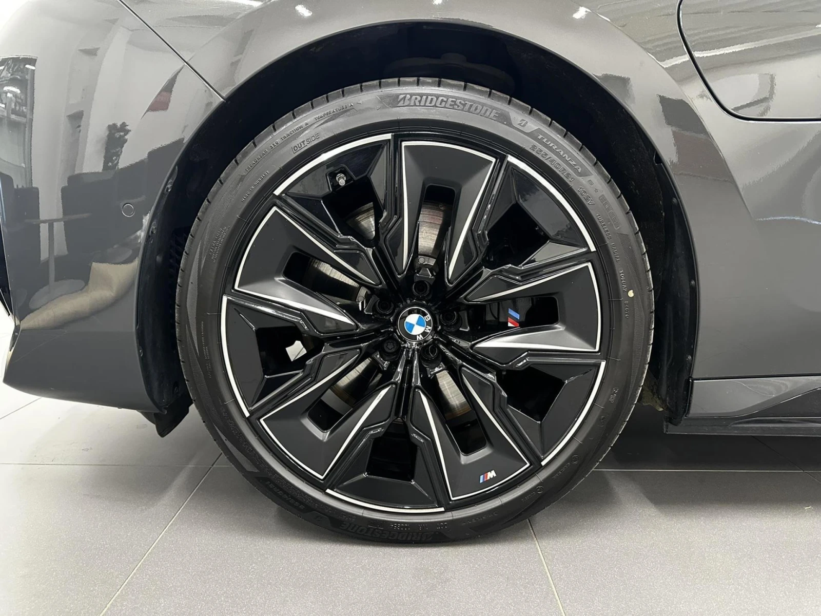 BMW 760 M-Sport xDrive - изображение 3