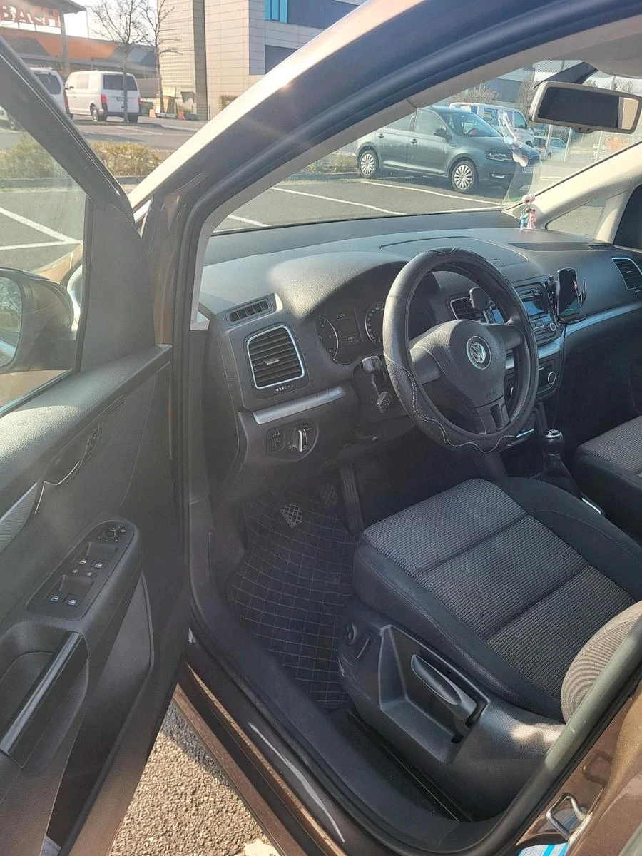 VW Sharan, снимка 9 - Автомобили и джипове - 53739869