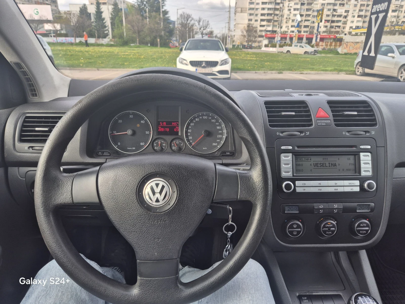 VW Golf, снимка 6 - Автомобили и джипове - 54221316