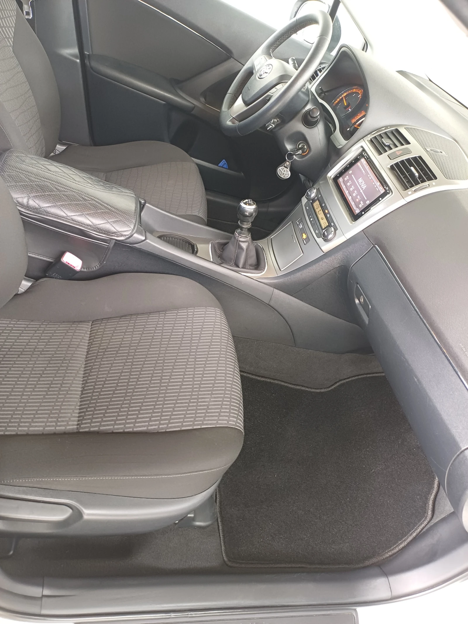 Toyota Avensis T-27 | Mobile.bg � ����������� 10