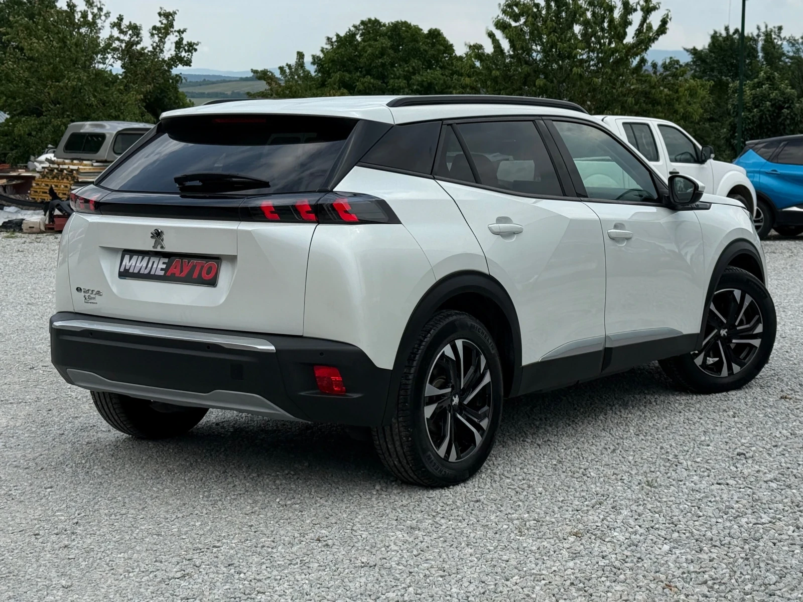 Peugeot 2008 Allure 54kWh, снимка 3 - Автомобили и джипове - 54807934