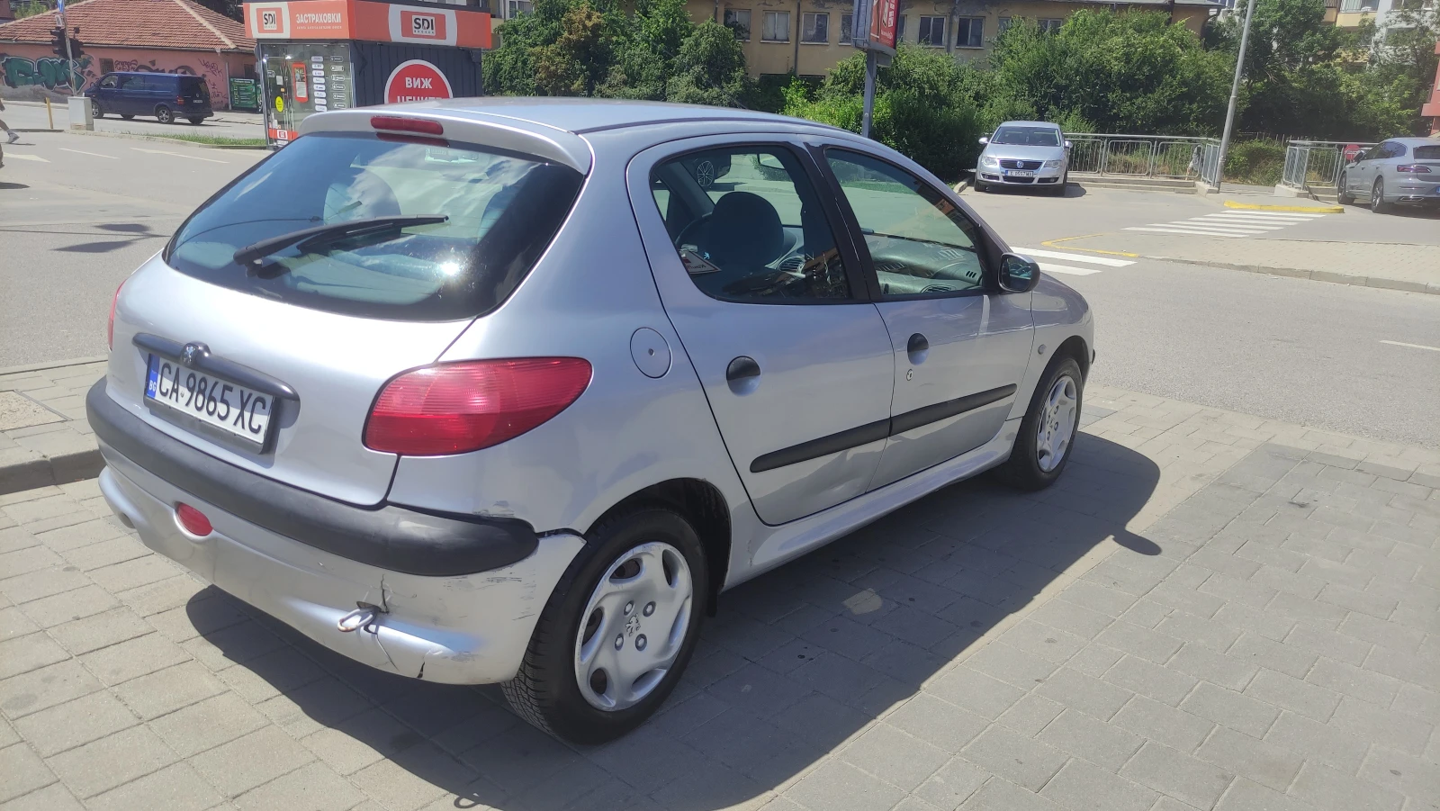 Peugeot 206 1.1 бензин КЛИМАТИК, снимка 6 - Автомобили и джипове - 55080082