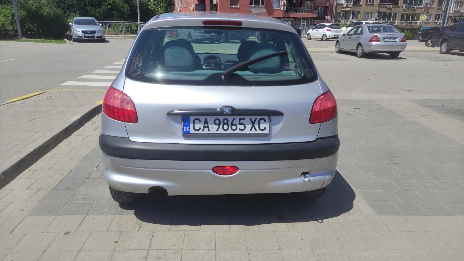 Peugeot 206 1.1 бензин КЛИМАТИК, снимка 5 - Автомобили и джипове - 55080082