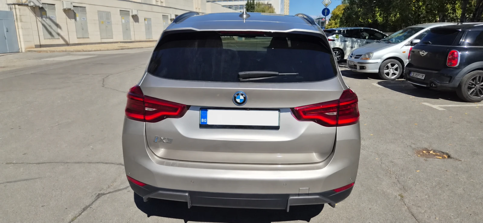 BMW iX3 High Executive; SOH98.11% | Mobile.bg � ����������� 3