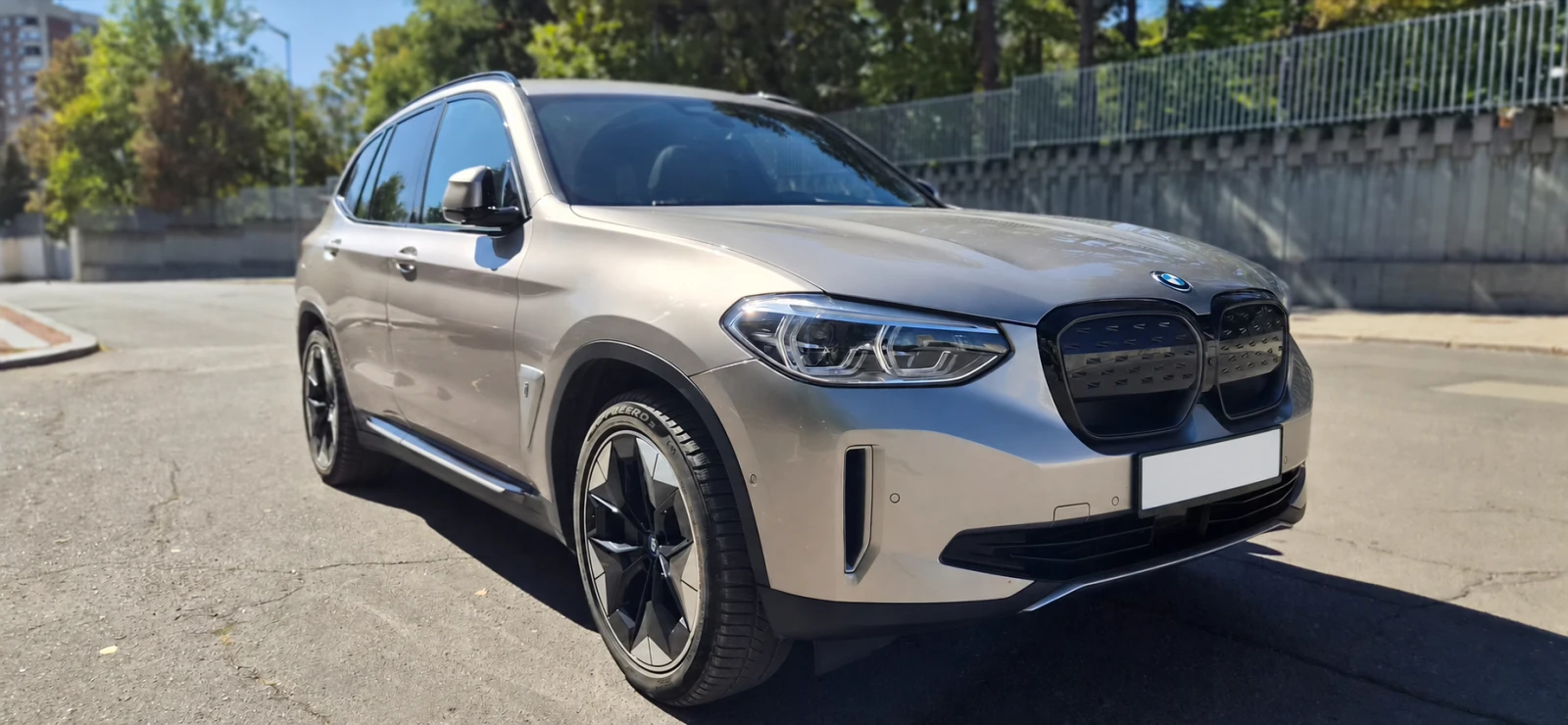 BMW iX3 High Executive; SOH98.11% | Mobile.bg � ����������� 4
