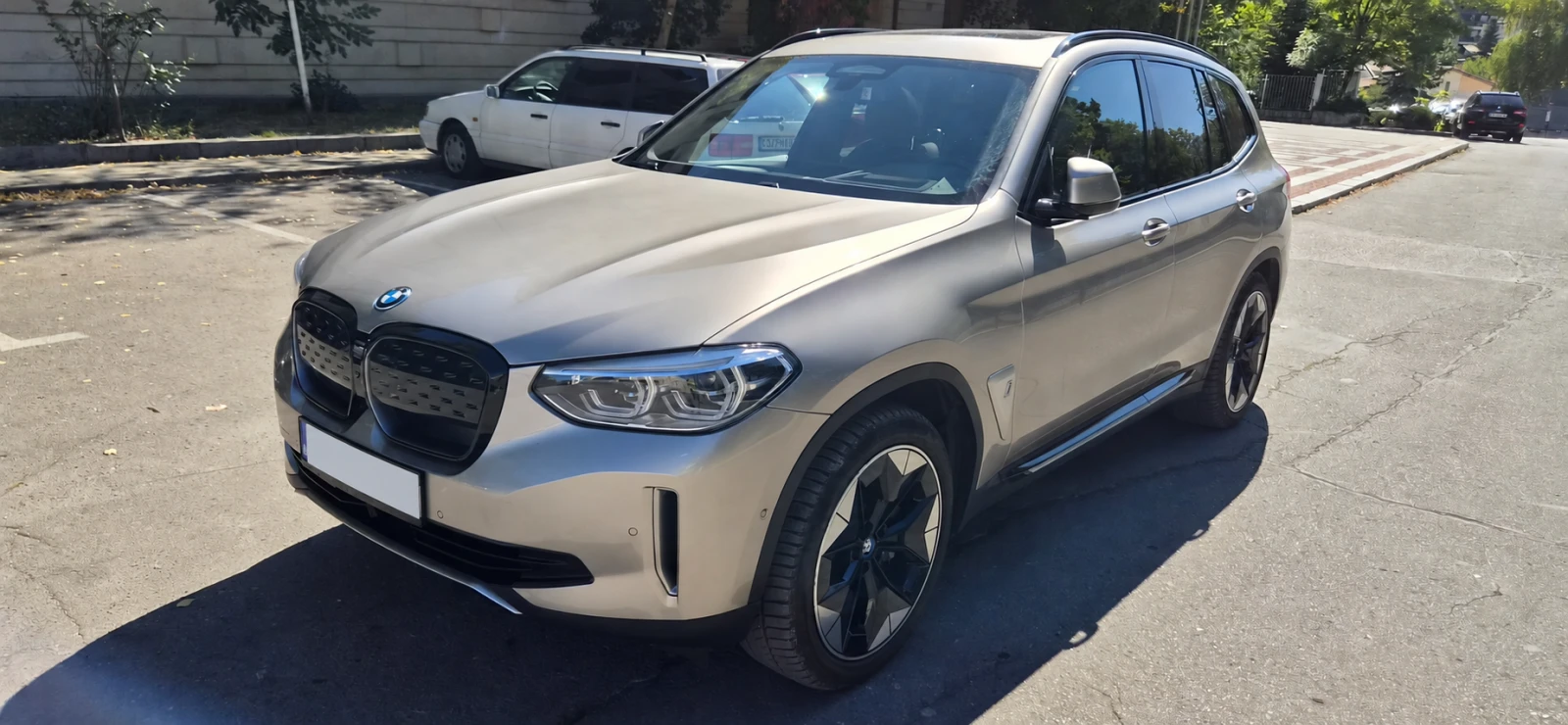 BMW iX3 High Executive; SOH98.11% | Mobile.bg � ����������� 2