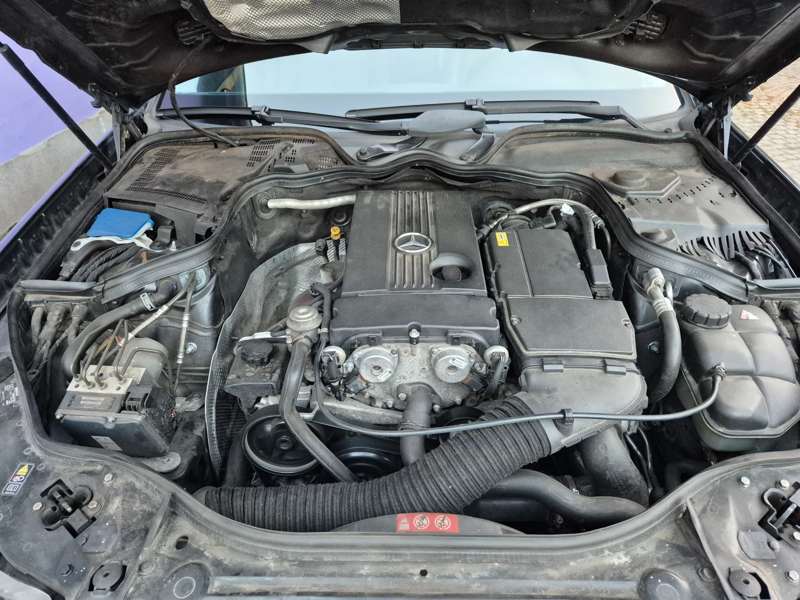 Mercedes-Benz E 200 2.0i-kompressor-AVANTGARDE-navi-avtomat-нов, снимка 17 - Автомобили и джипове - 55287357