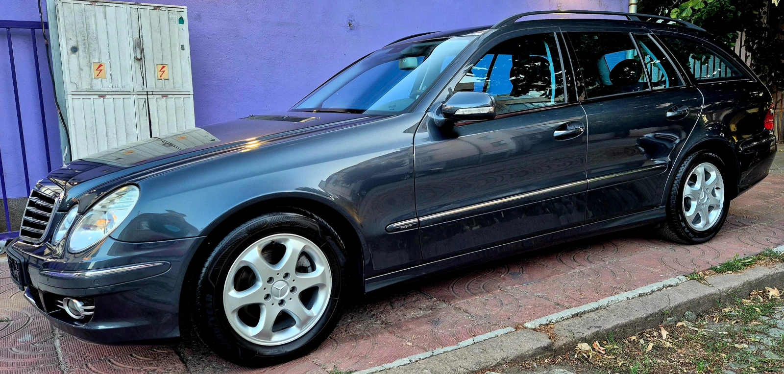 Mercedes-Benz E 200 2.0i-kompressor-AVANTGARDE-navi-avtomat-нов, снимка 8 - Автомобили и джипове - 55287357