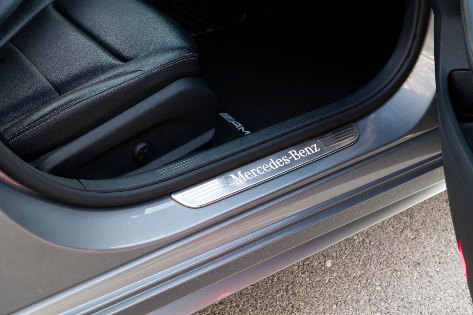 Mercedes-Benz C 400 AMG, снимка 12 - Автомобили и джипове - 55428511