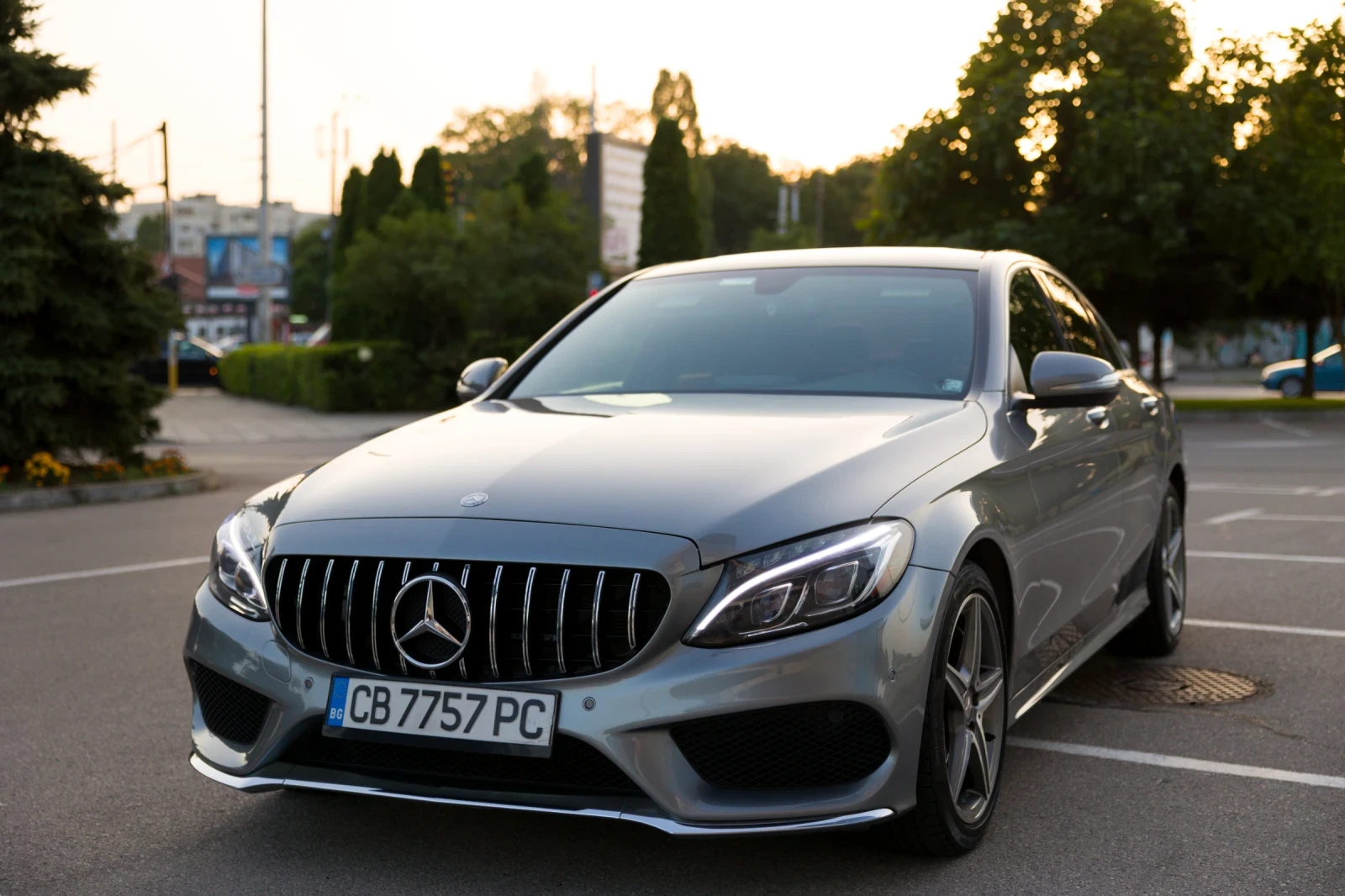 Mercedes-Benz C 400 AMG, снимка 15 - Автомобили и джипове - 55428511