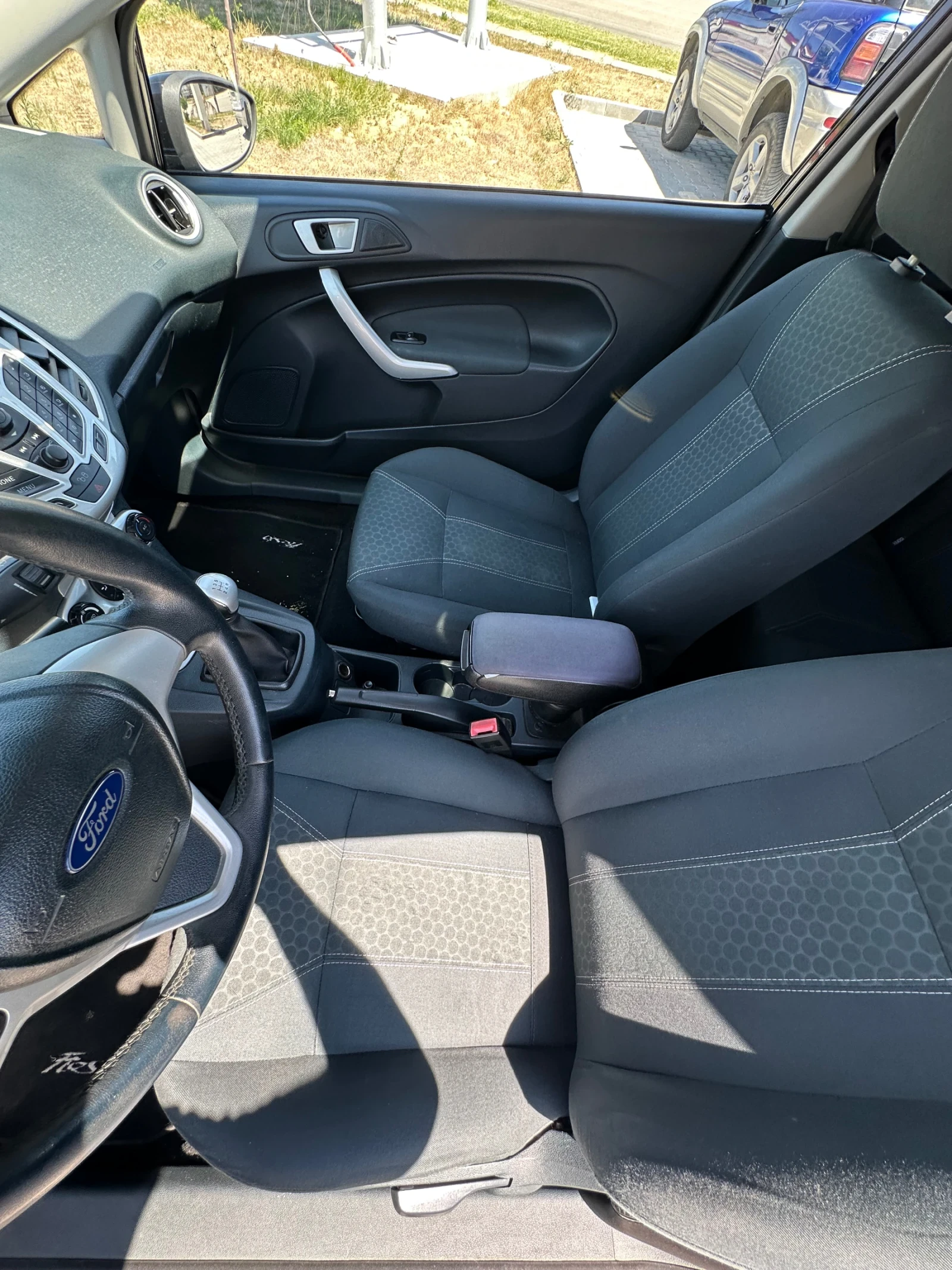 Ford Fiesta, снимка 9 - Автомобили и джипове - 55491940
