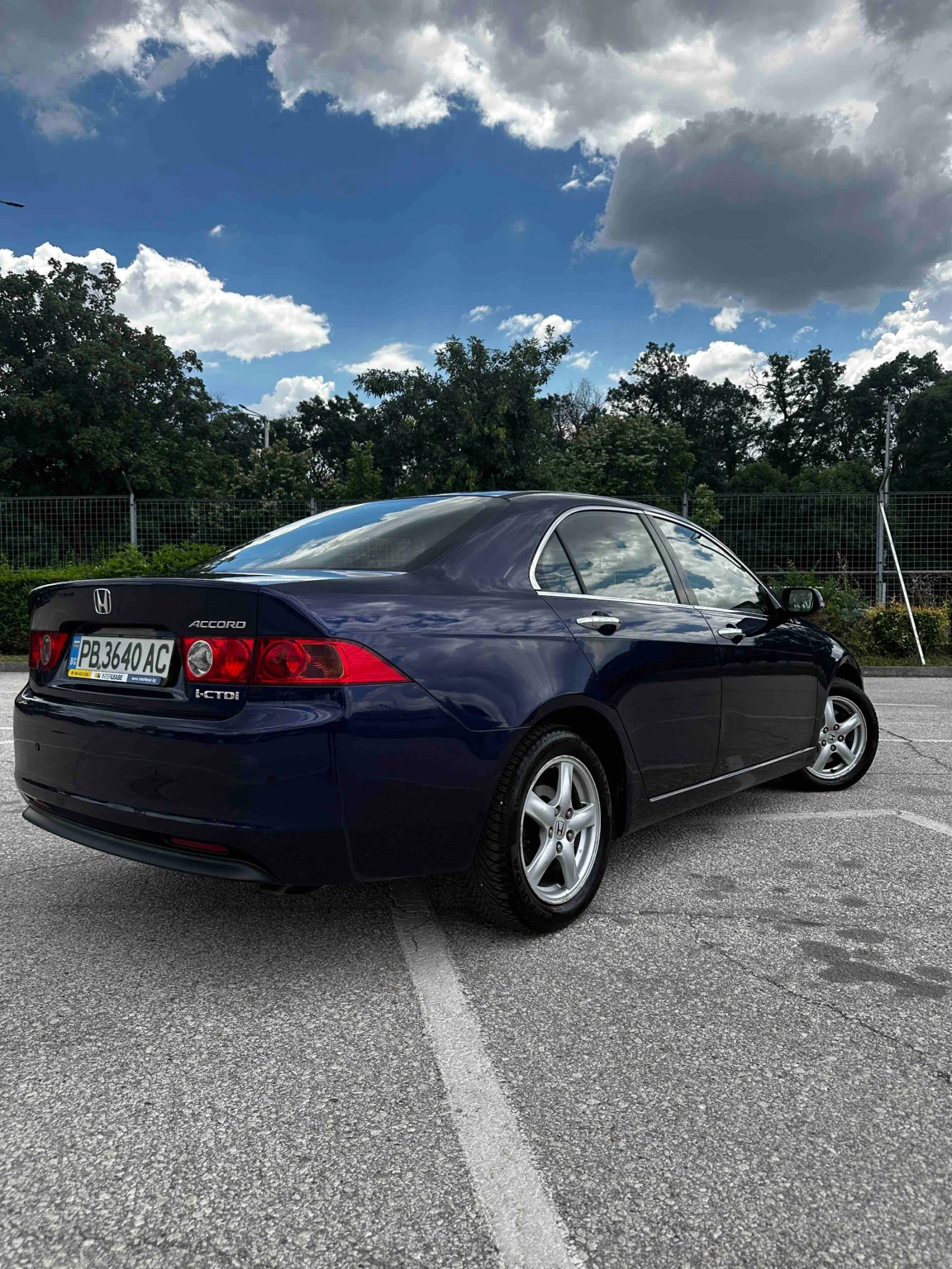 Honda Accord, снимка 6 - Автомобили и джипове - 55691616