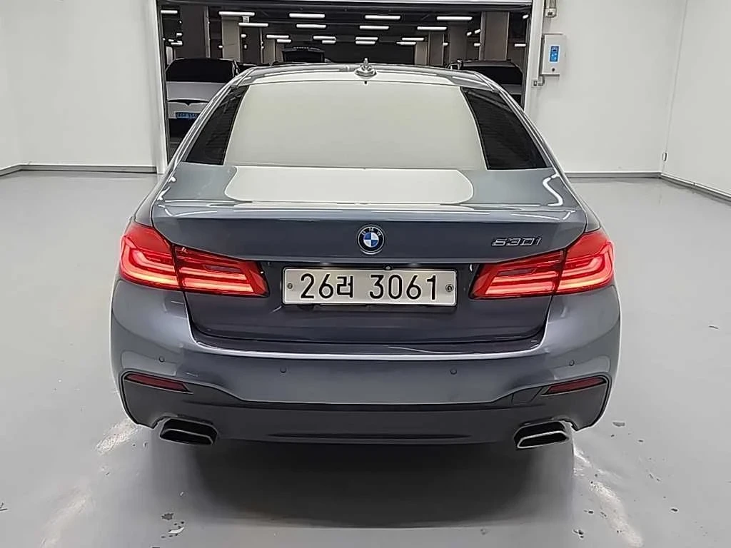 BMW 530 I * M SPORT * HUD * ОБДУХВАНЕ * ПАНОРАМА * , снимка 4 - Автомобили и джипове - 55973375