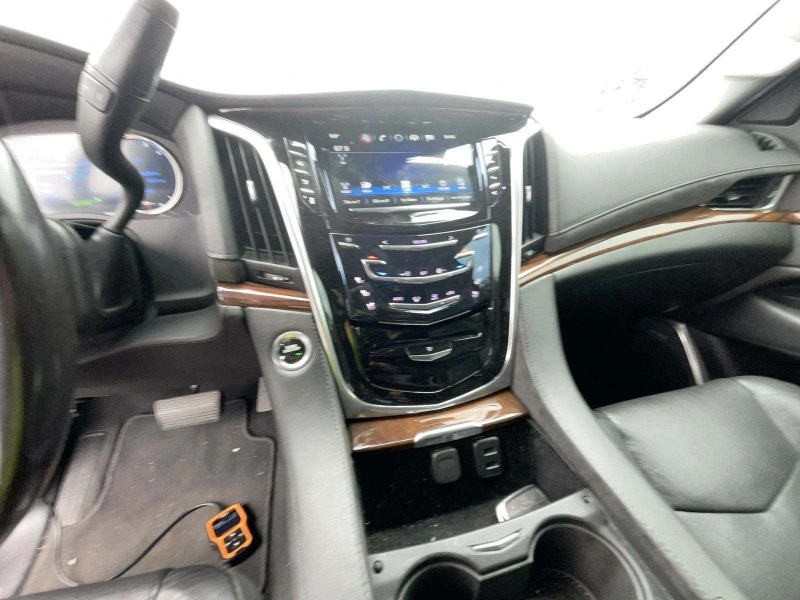 Cadillac Escalade ESV Luxury 1SB 360КАМЕРИ ОБДУХВАНЕ МАСАЖ, снимка 6 - Автомобили и джипове - 47680088