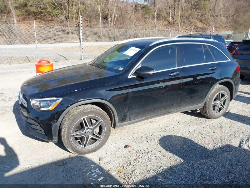 Mercedes-Benz GLC 300 AMG* Face* Digital* 4MATIC* Крайна цена до БГ, снимка 3 - Автомобили и джипове - 53443601