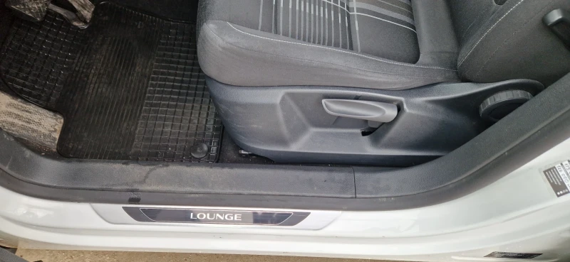 VW Tiguan Lounge, снимка 10 - Автомобили и джипове - 53571526