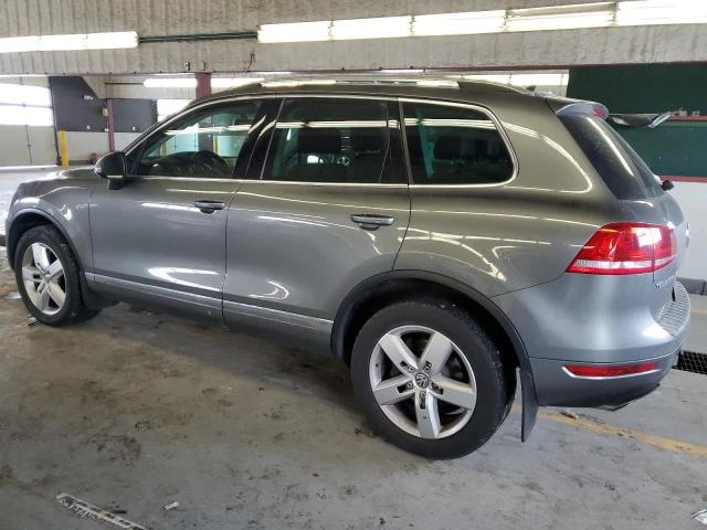 VW Touareg V6 3.6L/ ФИКСИРАНА ЦЕНА! БЕЗ ЩЕТИ!, снимка 4 - Автомобили и джипове - 48951880