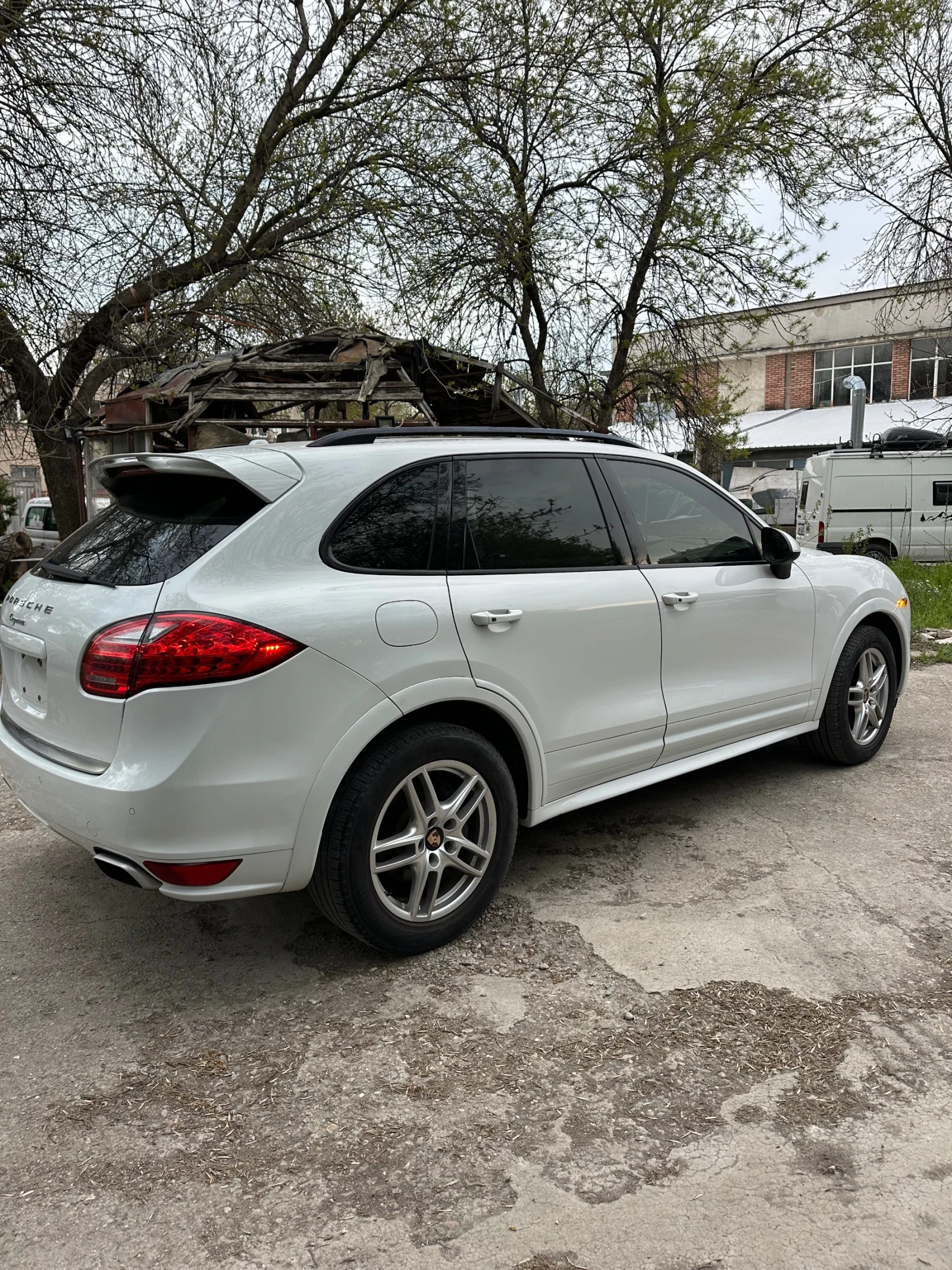 Porsche Cayenne 3.6I* Platinum edition* GTS pack* 69 000км* , снимка 9 - Автомобили и джипове - 54012134