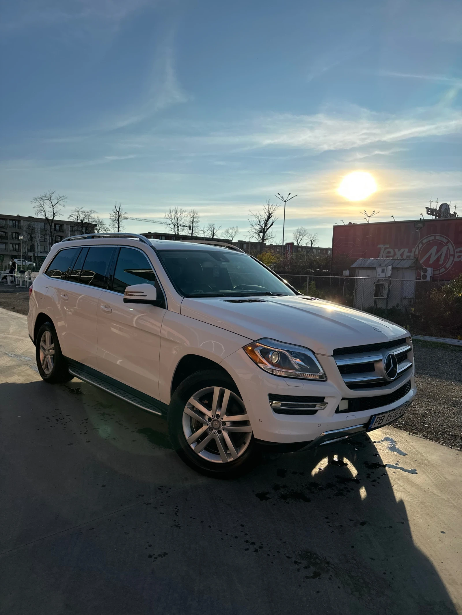 Mercedes-Benz GL 350 Перфектно техническо и визуално състояние - изображение 3