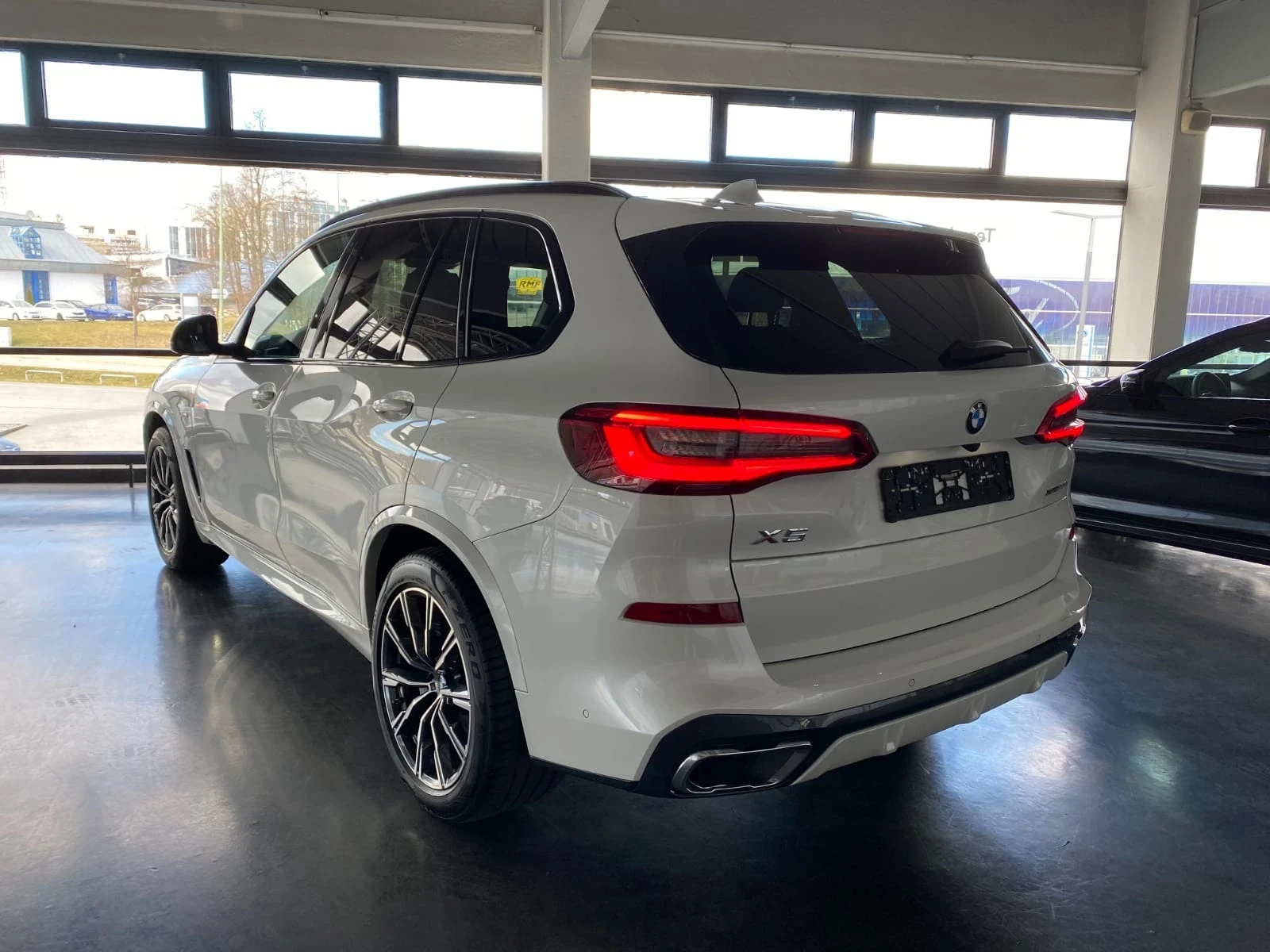 BMW X5  - изображение 4