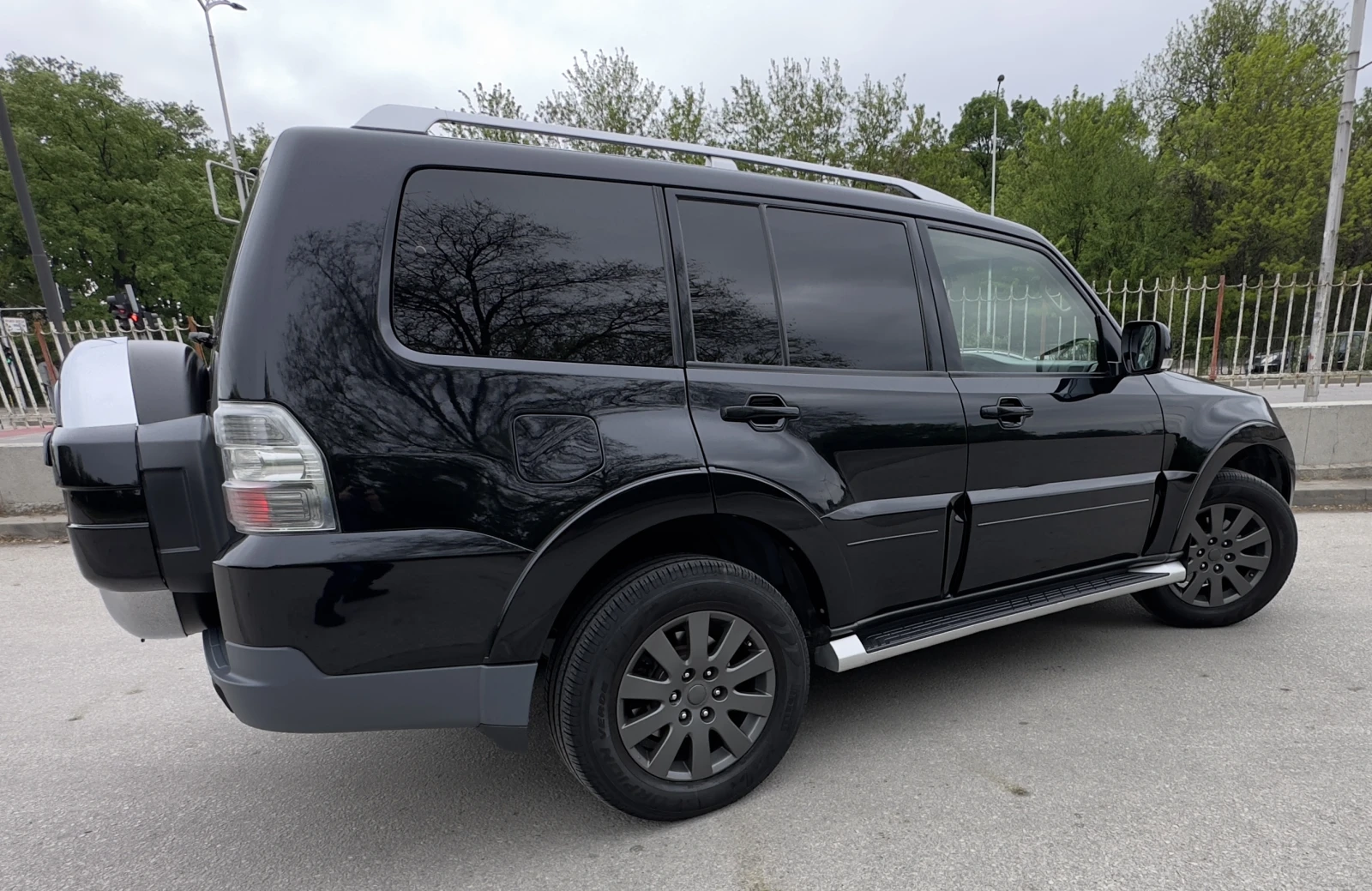 Mitsubishi Pajero 4 - изображение 7