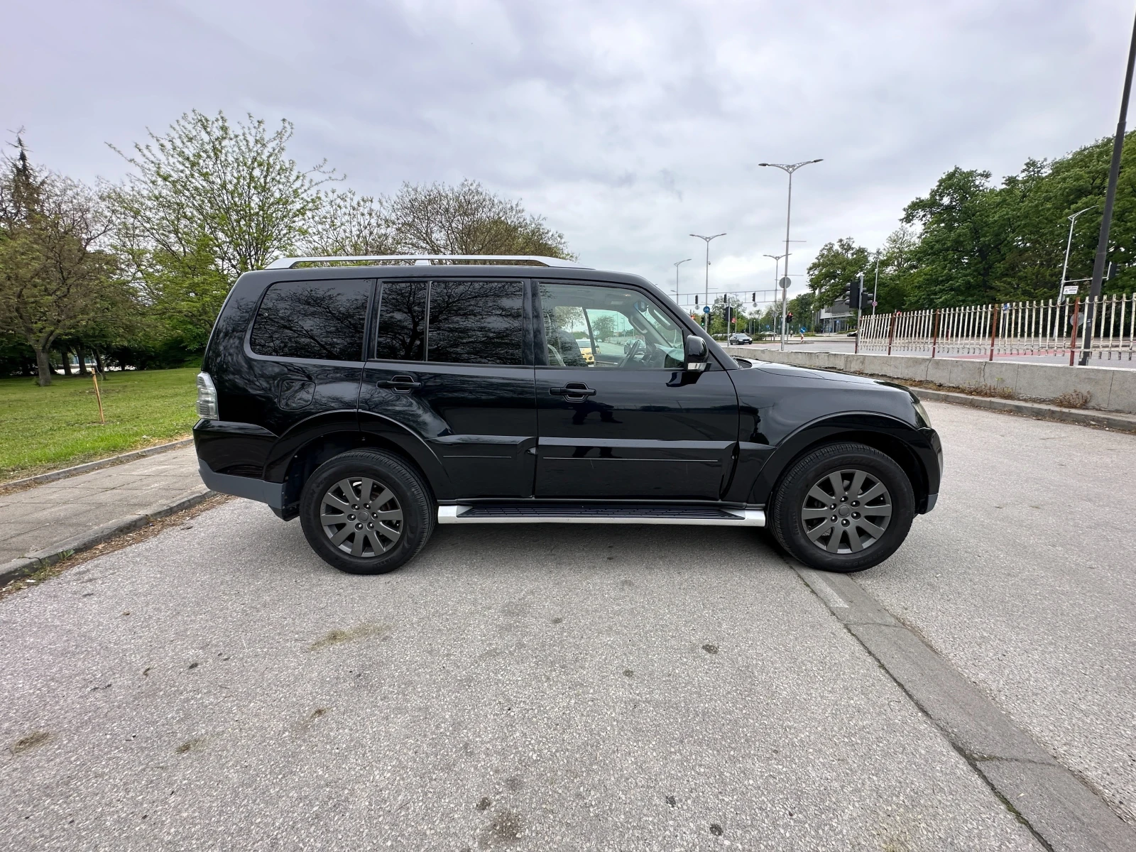 Mitsubishi Pajero 4 - изображение 4