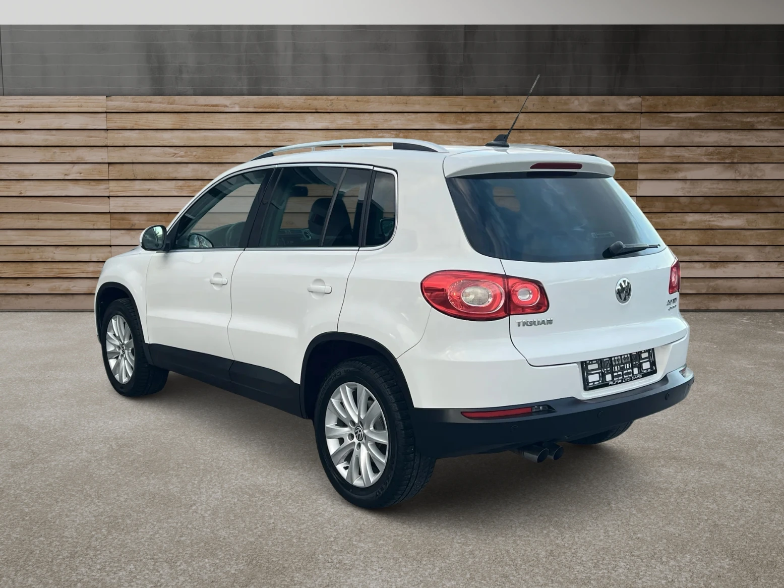 VW Tiguan 2.0TDi DSG Sport   | Mobile.bg   4