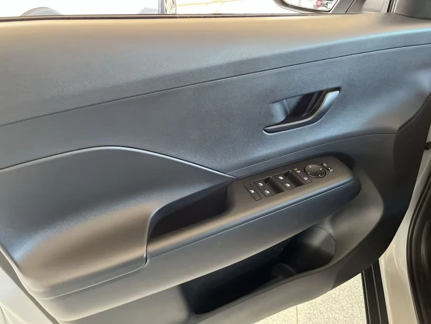 Hyundai Kona 1.6T-GDI/137HP/SELECT/DCT/CAM/LED/NAVI/KLESS/891g, снимка 9 - Автомобили и джипове - 53765726