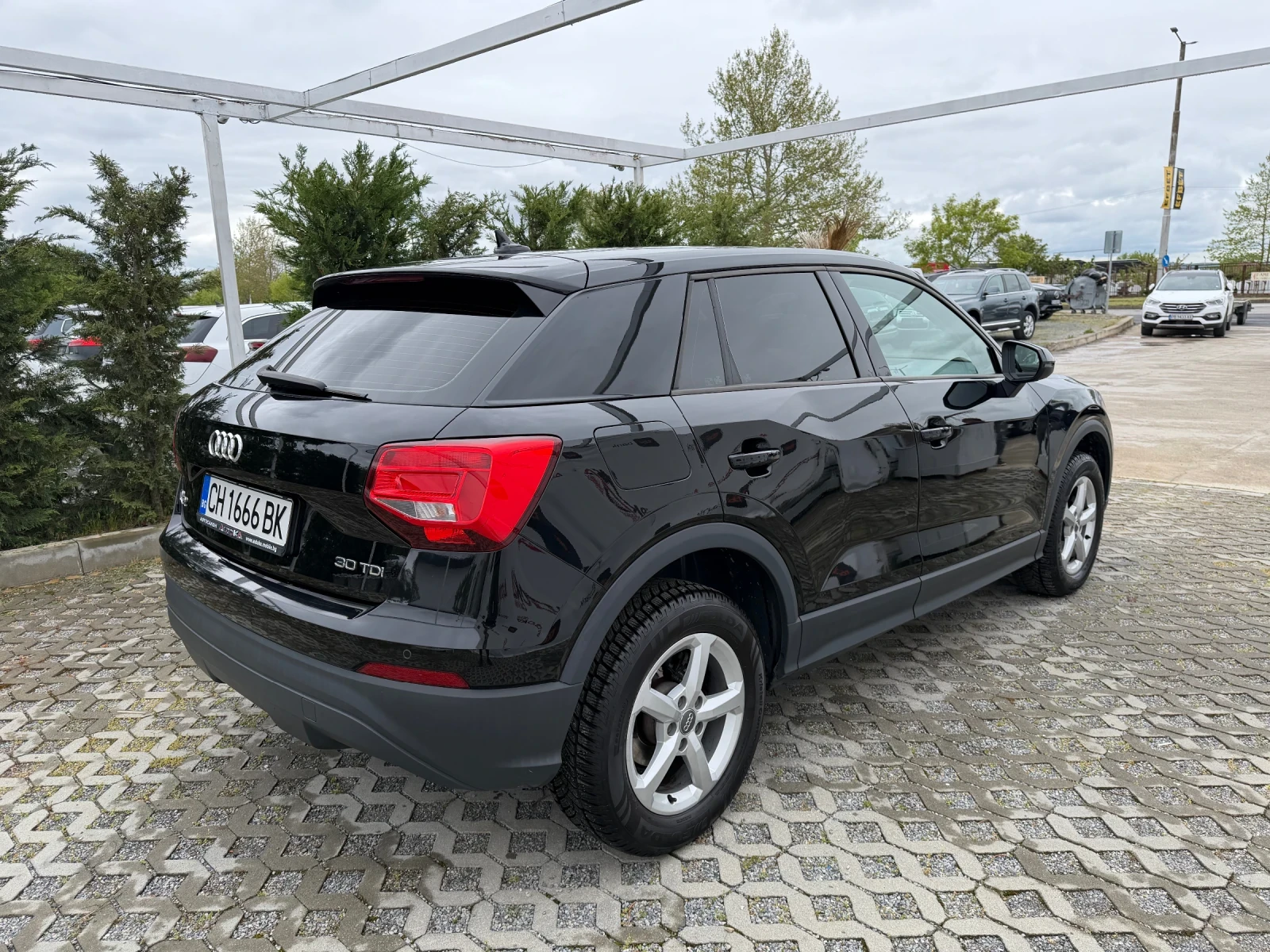 Audi Q2 1.6TDI-116кс-NAVI-S TRONIC-АВТОПИЛОТ, снимка 4 - Автомобили и джипове - 54370510