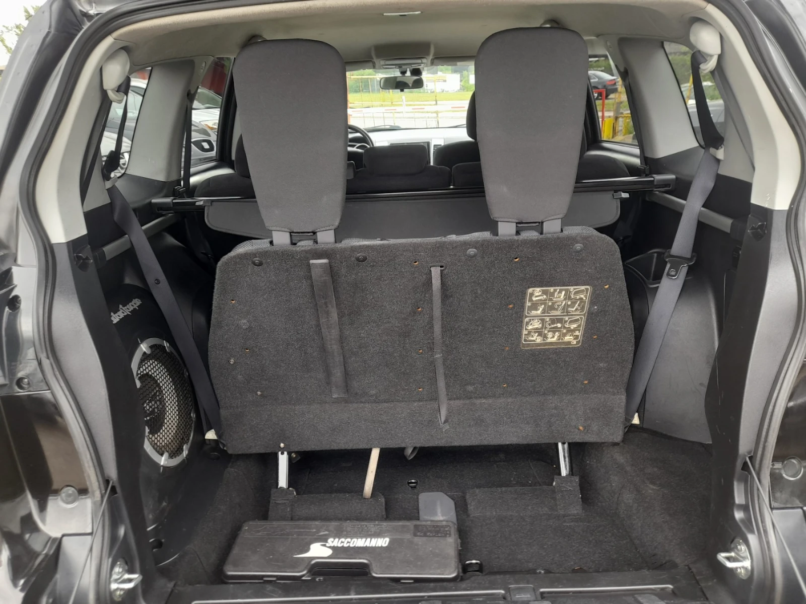 Mitsubishi Outlander 2.4i 4x4 7-места, снимка 10 - Автомобили и джипове - 54483107