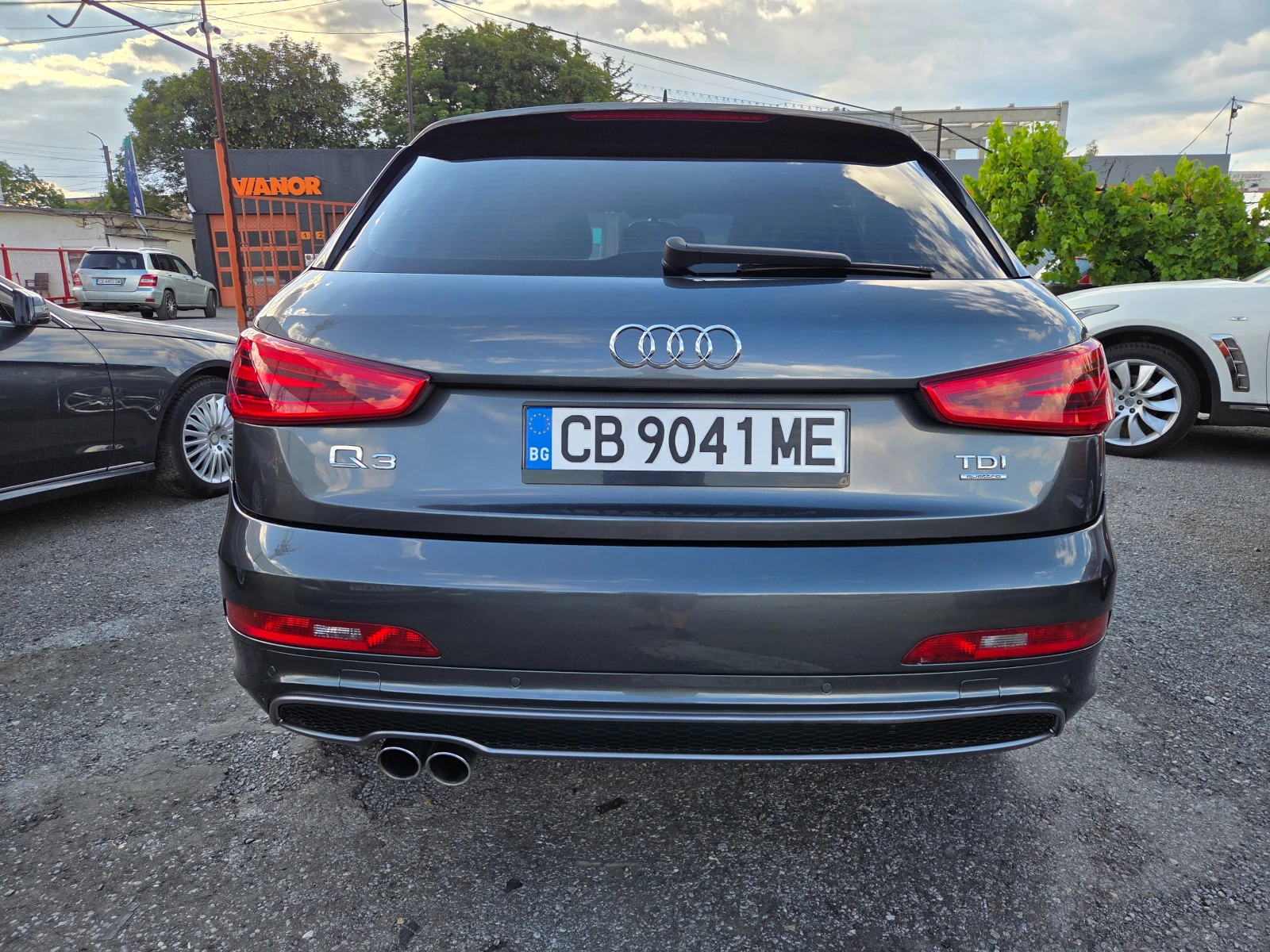 Audi Q3 2.0TDI Sline  Quatro, снимка 6 - Автомобили и джипове - 54895094
