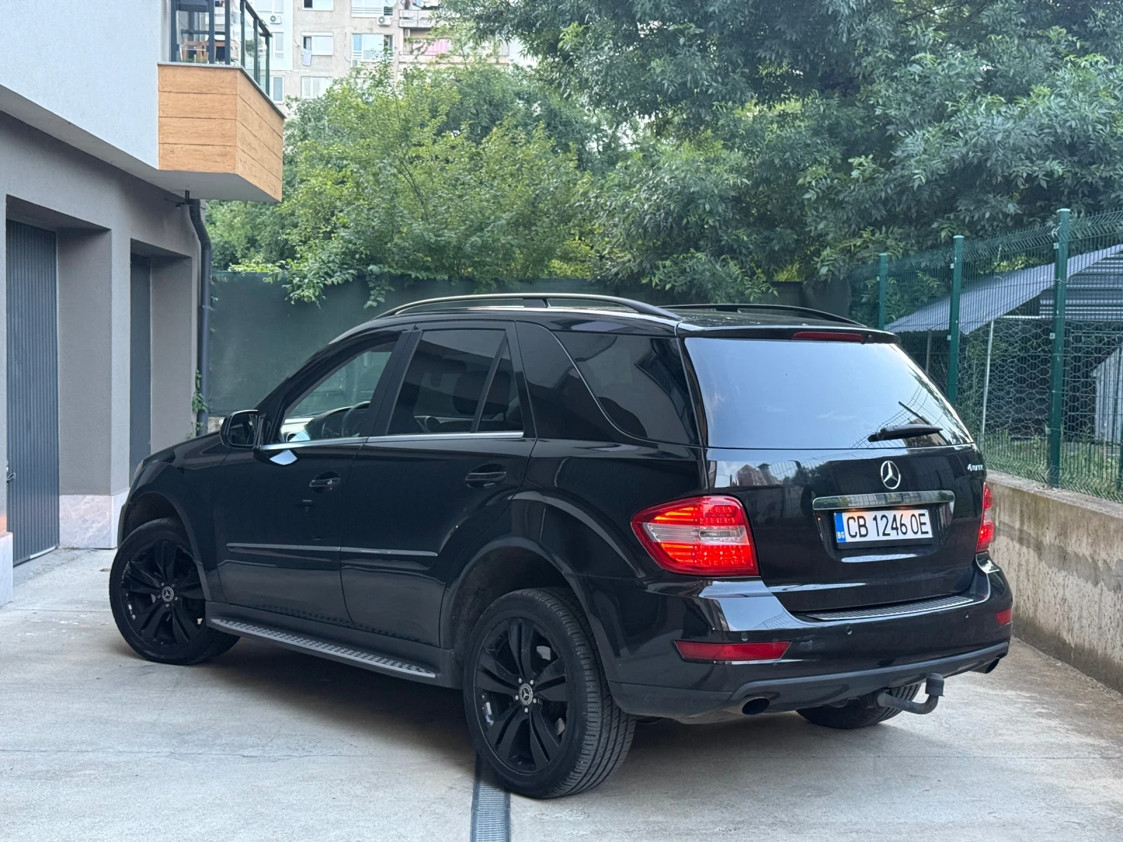 Mercedes-Benz ML 320, снимка 3 - Автомобили и джипове - 54991355