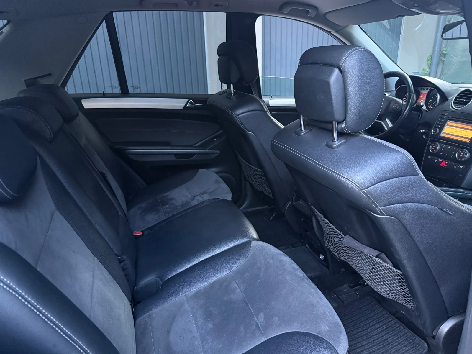 Mercedes-Benz ML 320, снимка 10 - Автомобили и джипове - 54991355