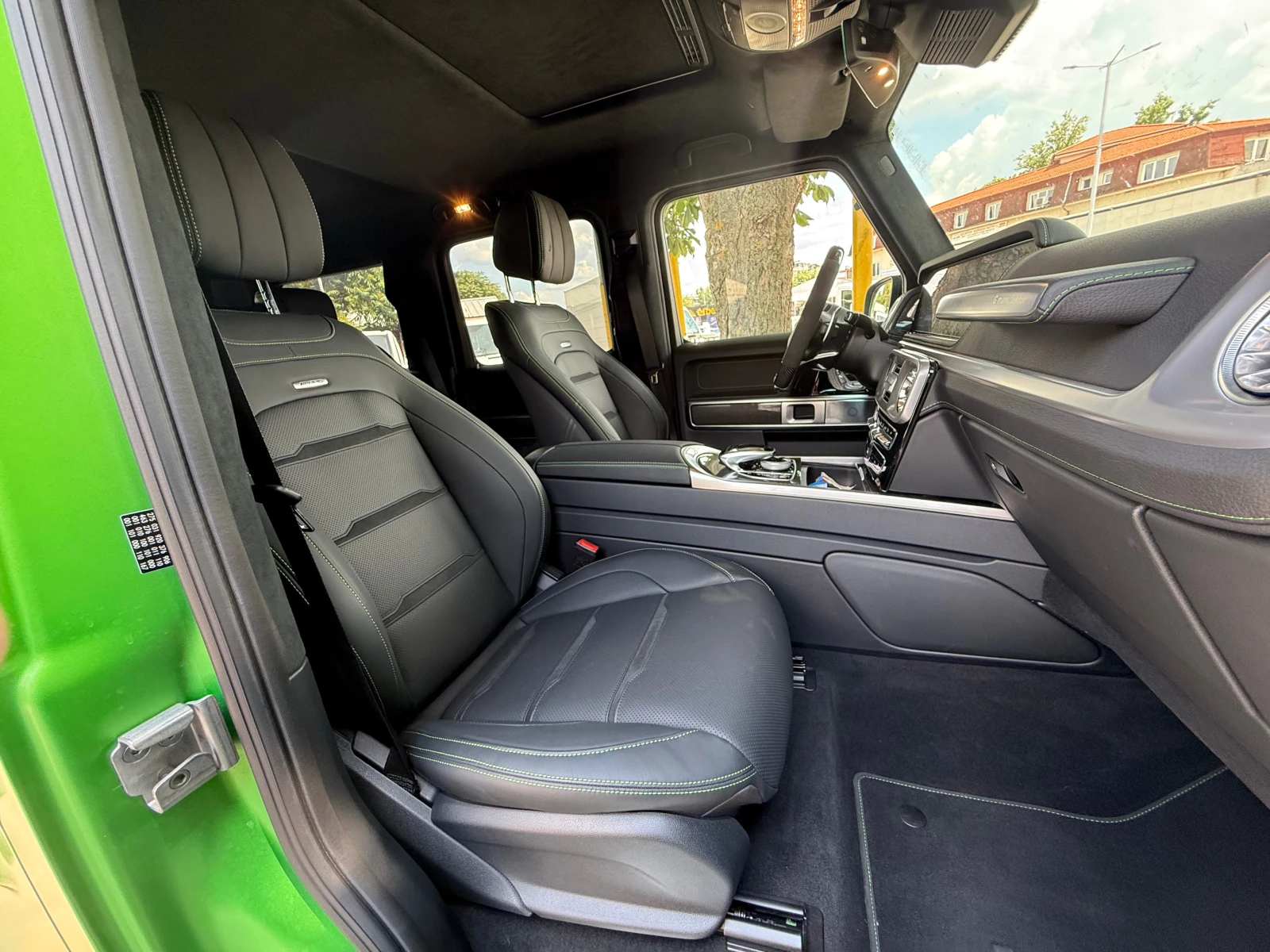 Mercedes-Benz G 63 AMG Manufaktur BURMESTER CARBON, снимка 11 - Автомобили и джипове - 55125765