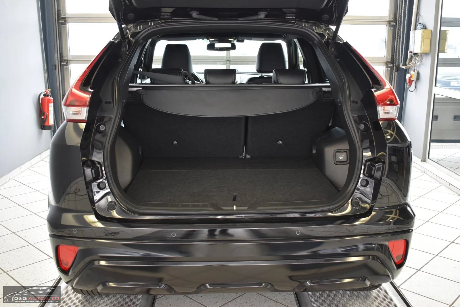 Mitsubishi Eclipse Cross PHEV/188HP/SELECT+ /4X4/360/ACC/LED/NAVI/828z, снимка 7 - Автомобили и джипове - 55753018