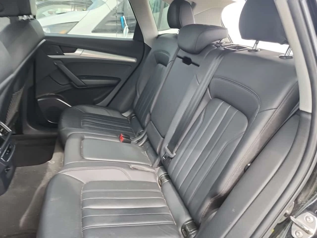 Audi Q5 * PROGRESSIV * CARFAX * , снимка 9 - Автомобили и джипове - 55784639