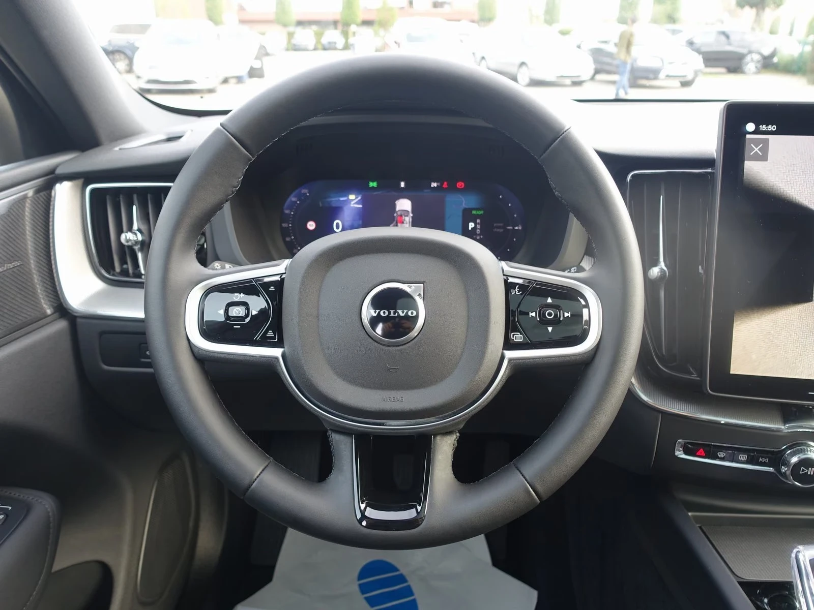 Volvo XC60 T8 AWD Black Edition Plus, снимка 6 - Автомобили и джипове - 56213279