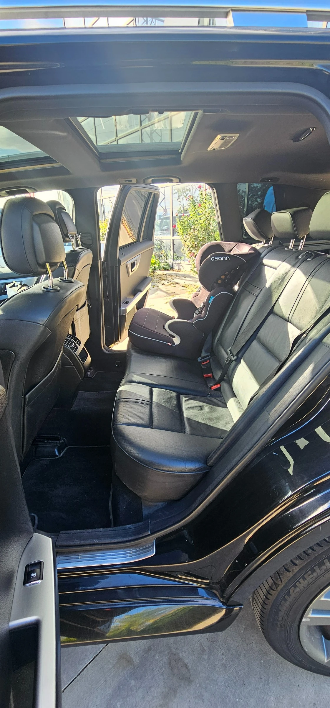 Mercedes-Benz GLK 320, снимка 9 - Автомобили и джипове - 56708859