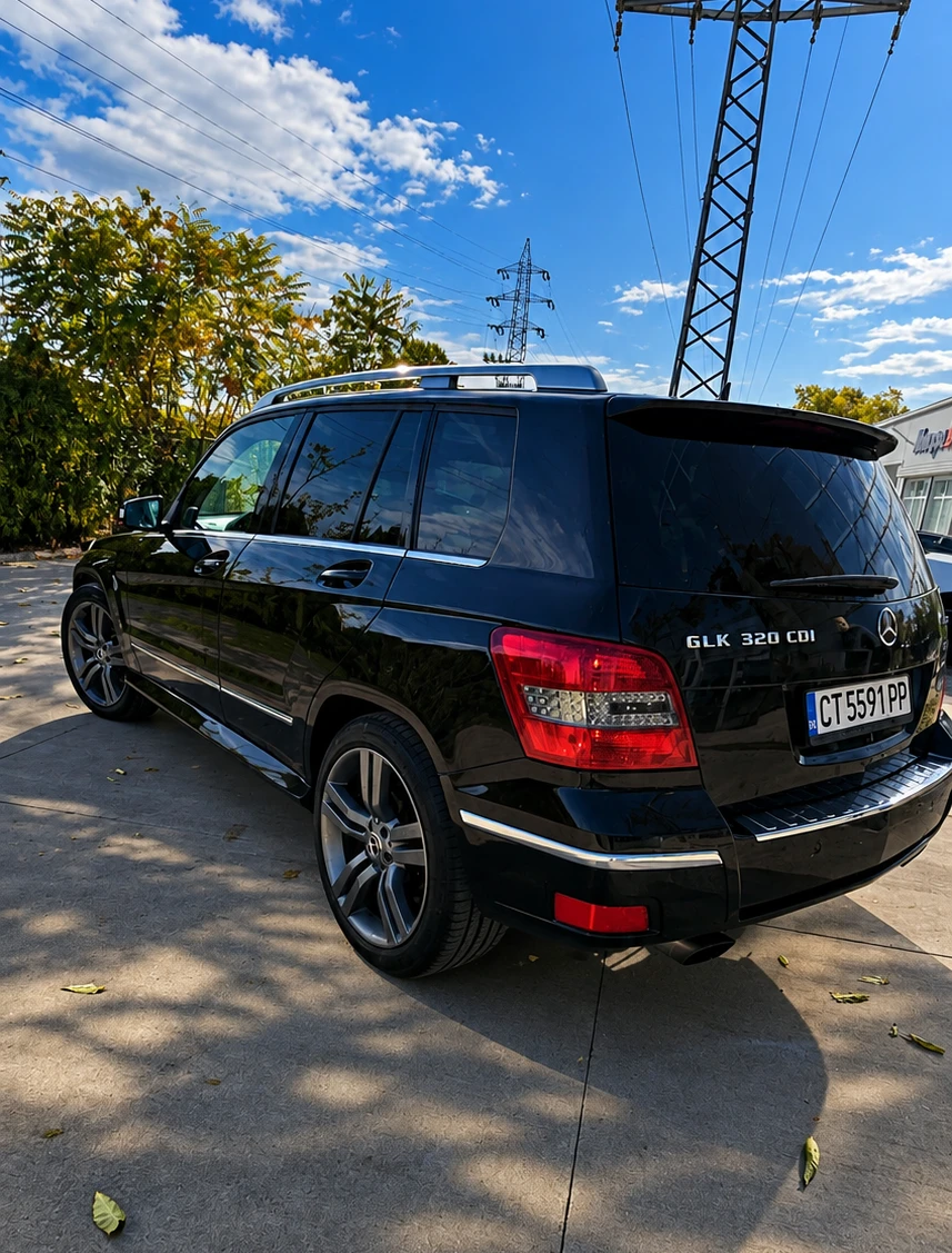Mercedes-Benz GLK 320, снимка 3 - Автомобили и джипове - 56708859