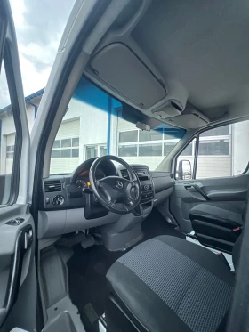 Mercedes-Benz Sprinter 313 / 3.30м дължина / Климатроник / 6-местен, снимка 14