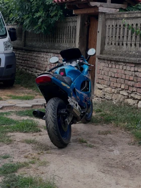 Обява за продажба на Suzuki Gsx 600F ~1 400 лв. - изображение 1