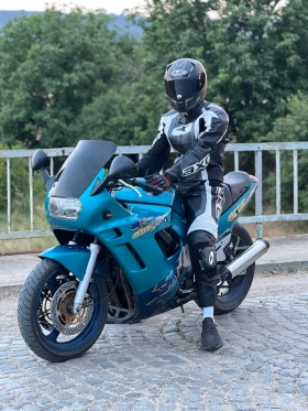 Обява за продажба на Suzuki Gsx 600F ~1 400 лв. - изображение 2