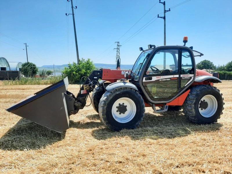 Телескопичен товарач Manitou MLT 627T, снимка 3 - Селскостопанска техника - 46530954