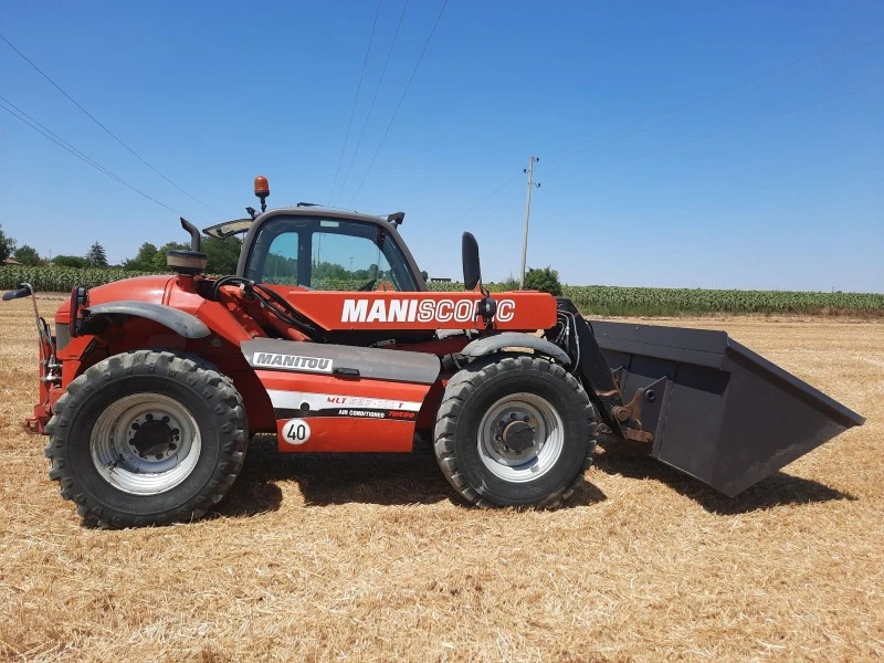 Телескопичен товарач Manitou MLT 627T, снимка 2 - Селскостопанска техника - 46530954