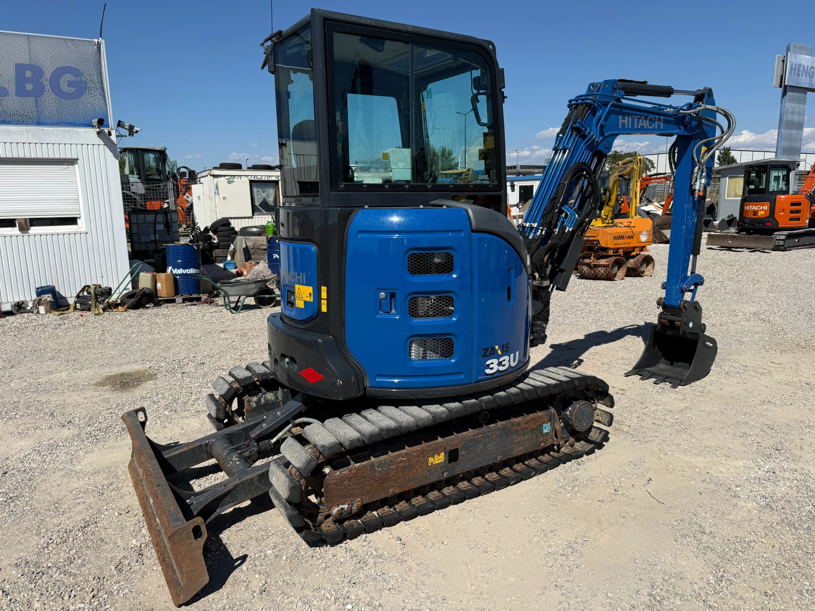 Багер Hitachi ZX 33U-6, снимка 12 - Индустриална техника - 55803486