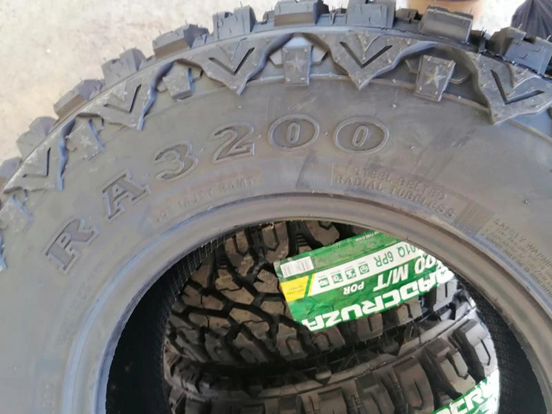 Гуми Всесезонни 235/75R15, снимка 13 - Гуми и джанти - 29888813