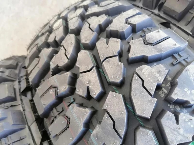 Гуми Всесезонни 235/75R15, снимка 6 - Гуми и джанти - 29888813