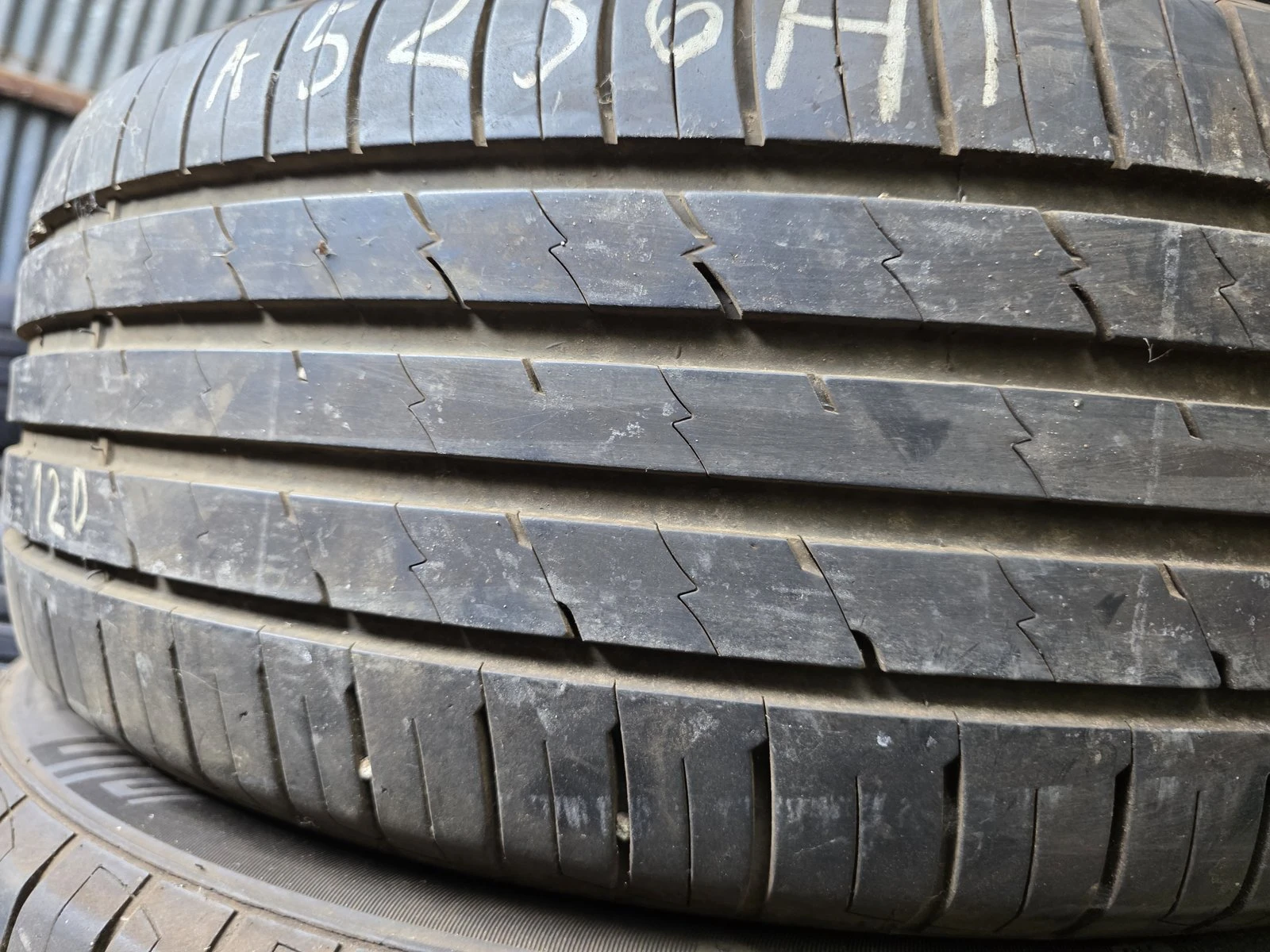 ���� 235/55R19 | Mobile.bg � ����������� 4