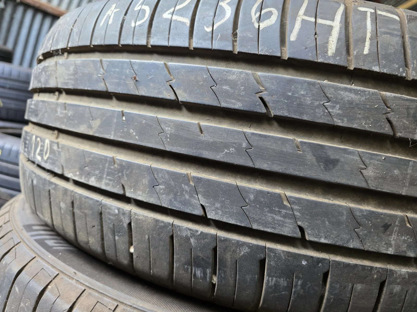 Гуми Летни 235/55R19